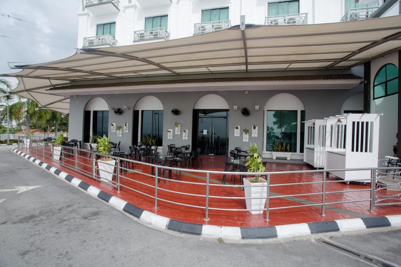 Klana Beach Resort Port Dickson Esterno foto
