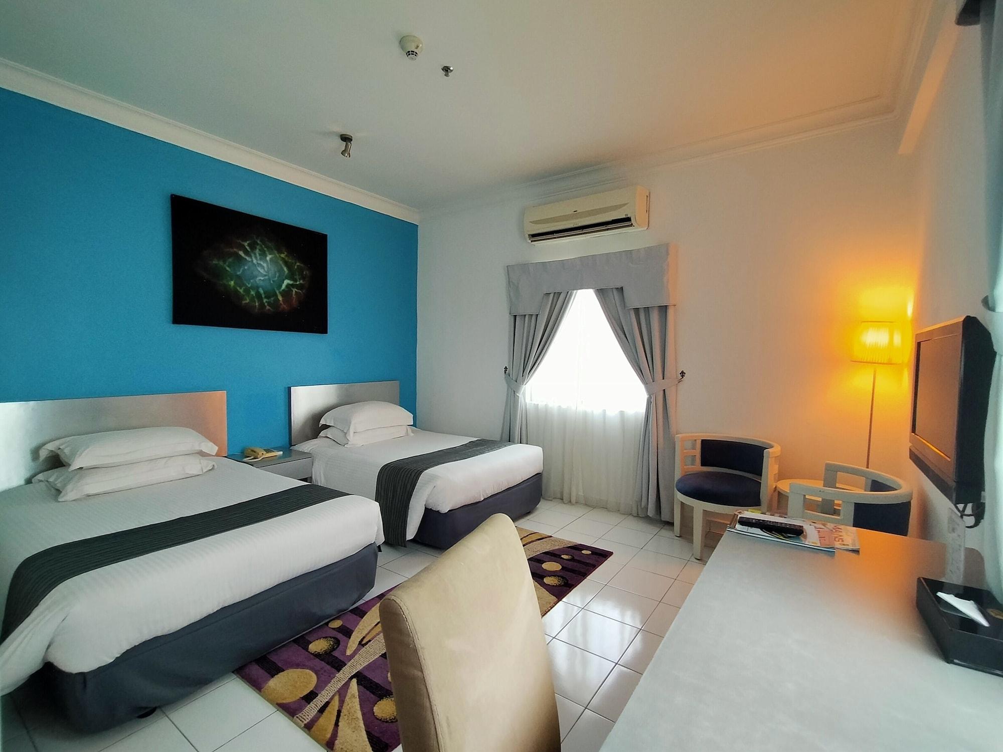 Klana Beach Resort Port Dickson Esterno foto