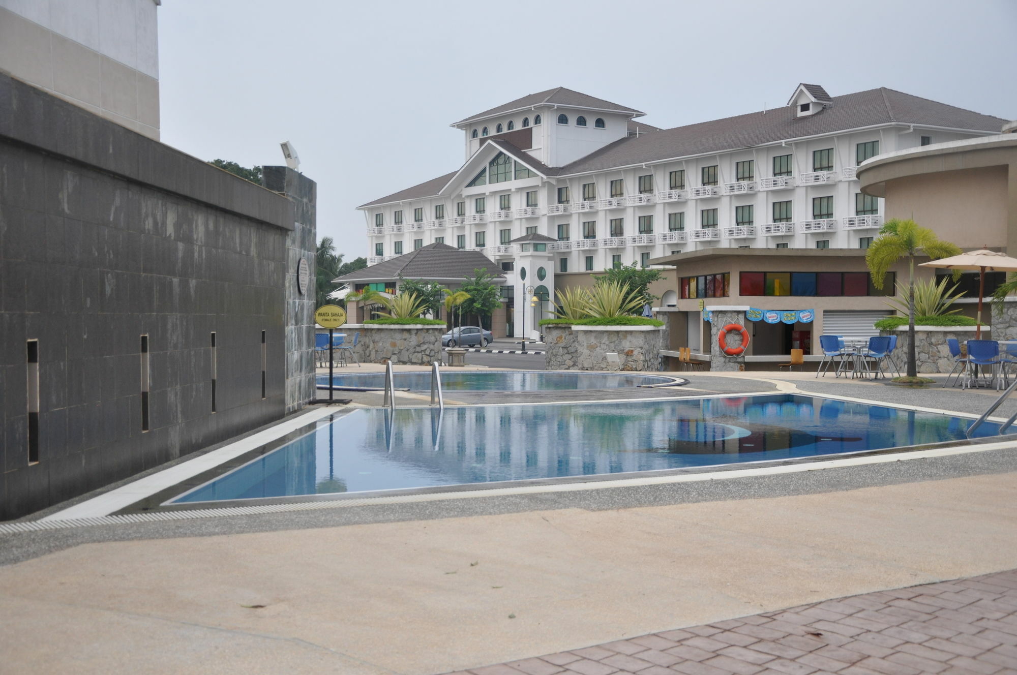 Klana Beach Resort Port Dickson Esterno foto